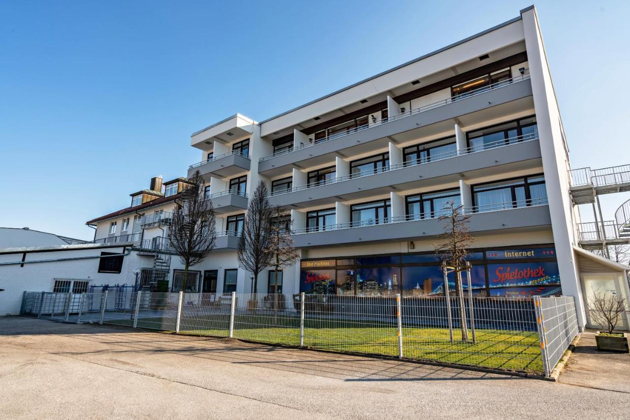Appartamento Huber Living Basic 106 Germering Esterno foto